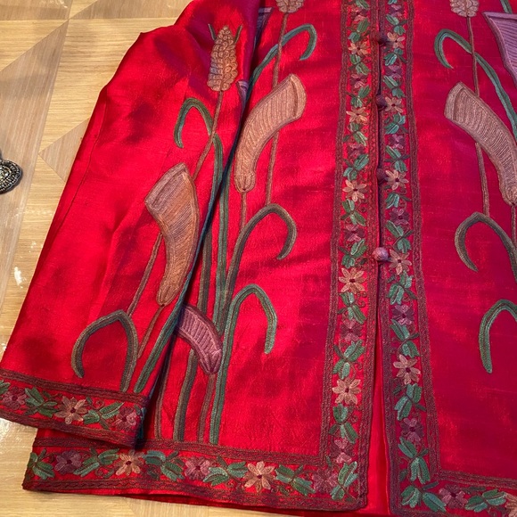 Vintage Handmade Raw Silk Jacket hand Embroidered - Picture 9 of 15